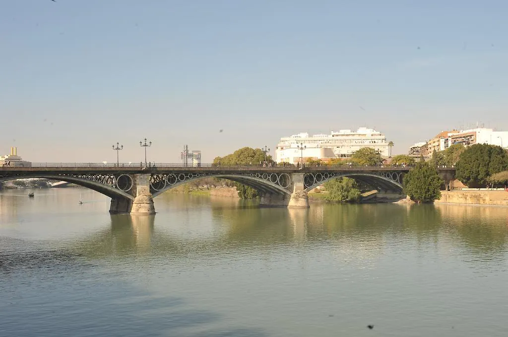 Apartamento Blanco Calle Pureza Hotel Sewilla Hiszpania