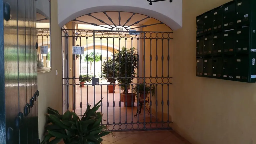Apartamento Blanco Calle Pureza Hotel Sewilla 0*,  Hiszpania